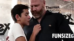 Twink meets handyman down basement and gets handsy