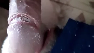Flaco morboso me obliga a limpiarle la pija