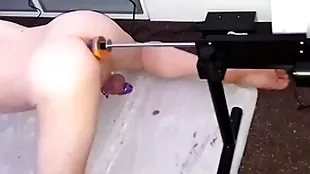Cumming hands Bohemian prostate advance creep while being fucked by along to fucking machine