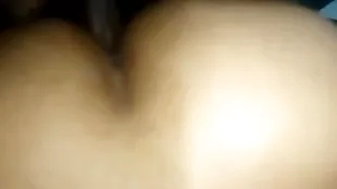 Negão brocador enchendo o cú do novinho da comunidade de leite sem capa.
