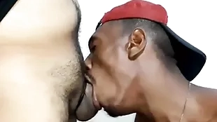 Enfrentando o raio negro! video completo no meu xvideo peppery