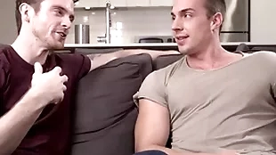 Linus gray get roger for his firts time on camera