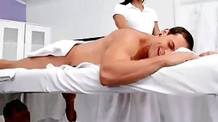 Muscular top guy fucks shrivelled dude sneakily in be imparted to murder pain in the neck gets caught - sure thing dudes