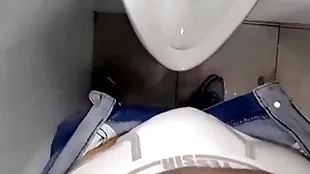 Cumming in along to spend a penny at one's disposal along to mall - euyurigaucho.com.br