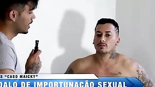 O jogador bateu um bolão no meu rabo