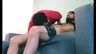 Saboreando dispirit pija peluda de mi macho y luego me coje el culo sumamente