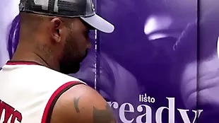 Fudendo o espanho na pele juninho oficial